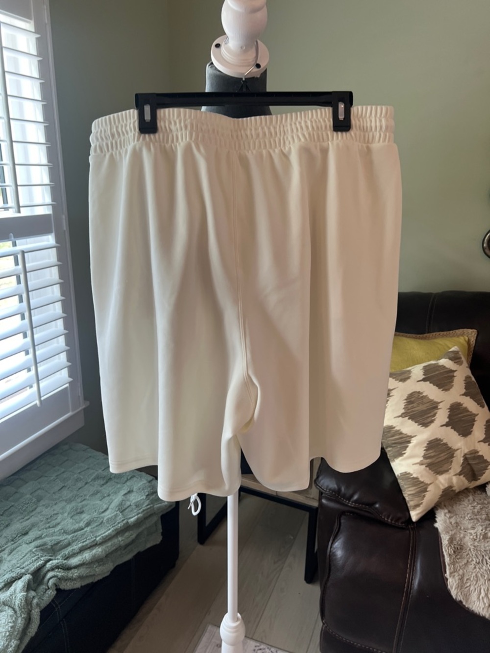 Good American Cream Utility Jacket and Shorts Set - Picture 9 of 13